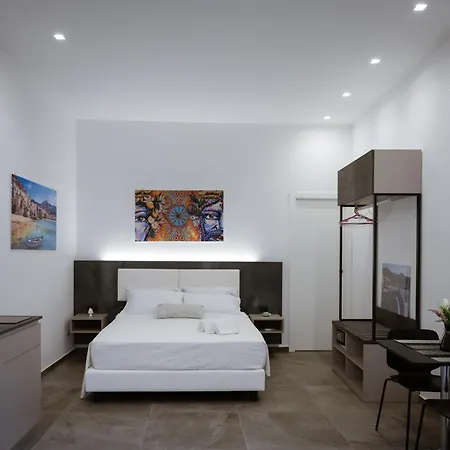Family House Apartment Cefalù